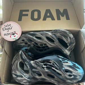 YZY FOAM RNR MX CINDER